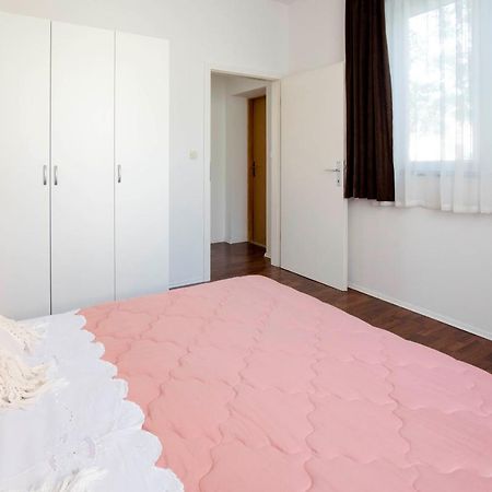 Apartment Alkar سيني المظهر الخارجي الصورة